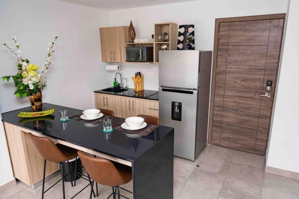 Lovely 1 Bedroom Unit With Free Parking Modra Zone 4 Ville de Guatemala Extérieur photo